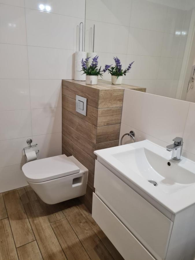 Apartamentyprzymorzu Apartament Z Basenem I Bawialnia Kołobrzeg Kültér fotó