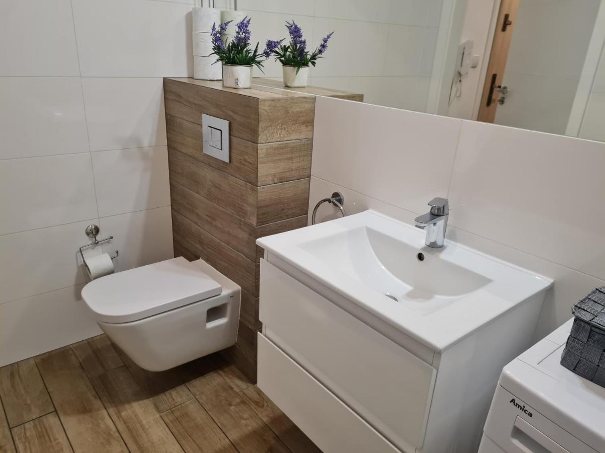 Apartamentyprzymorzu Apartament Z Basenem I Bawialnia Kołobrzeg Kültér fotó